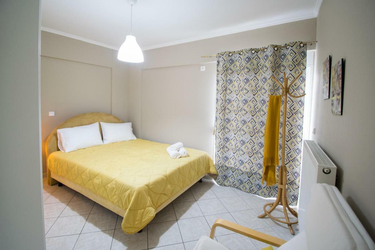Betty'S Air+Port Sea Apartment Artemida  Dış mekan fotoğraf